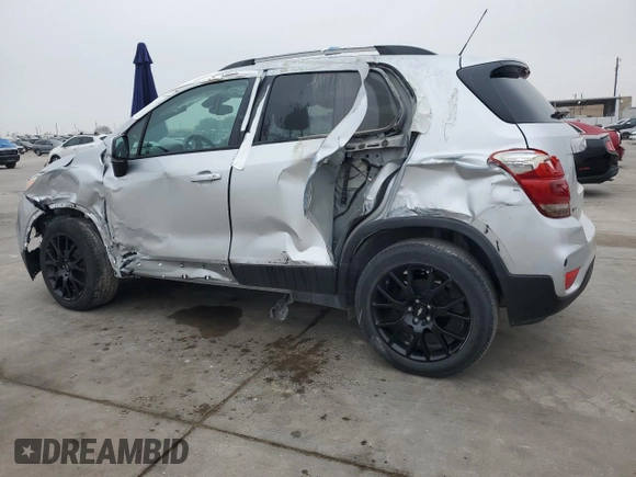 2022 Chevrolet Trax LT with VIN KL7CJLSM7NB503125, listed as a Copart auction lot 44001865 with 12,464 mi miles and Salvage Title. Bid and sale history available at carsss.com. Image 2.