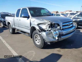 2003 Toyota Tundra SR5 with VIN 5TBBT44153S343360, listed as a IAAI auction lot 41831195 with 161,320 mi miles and . Bid and sale history available at carsss.com. Image 1.