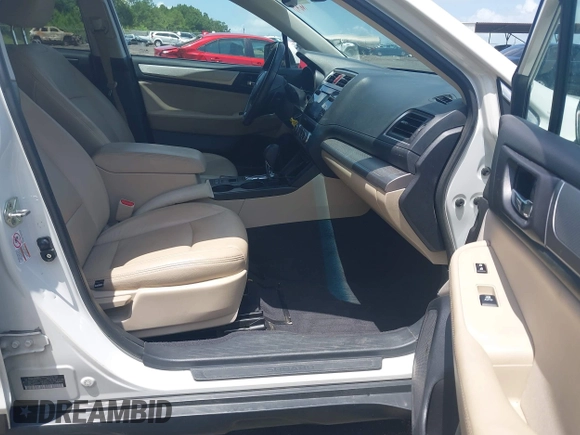2017 Subaru Outback Premium с VIN 4S4BSAFC0H3309922, выставлен на аукционе IAAI как лот 42709072 с пробегом 102 180 миль миль и . История ставок и продаж доступна на DreamBid. Изображение 5.