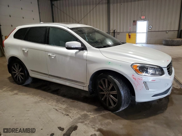 2015 Volvo XC60 T6 Drive-E Platinum with VIN YV449MDM3F2628849, listed as a Copart auction lot 78917974 with 81,751 mi miles and Salvage Title. Bid and sale history available at carsss.com. Image 4.