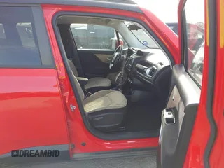 2015 Jeep Renegade Latitude with VIN ZACCJABT0FPB53417, listed as a IAAI auction lot 41861385 with 152,005 mi miles. Bid and sale history available at carsss.com. Image 5.