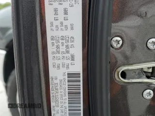2020 Ram 2500 Laramie z VIN 3C6UR5FL1LG102159, wystawiony jako Copart lot #54927245 z przebiegiem 87 348 mil mil oraz Szkoda całkowita • Salvage title. Historia ofert i sprzedaży dostępna na DreamBid. Obrazek 12.