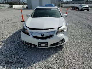 2012 Acura TL Auto z VIN 19UUA8F20CA022571, wystawiony jako Copart lot #56048185 z przebiegiem 136 568 mil mil oraz Szkoda całkowita • Salvage title. Historia ofert i sprzedaży dostępna na DreamBid. Obrazek 10.