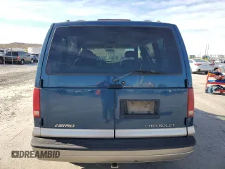 2002 Chevrolet Astro with VIN 1GNDM19X42B146444, listed as a Copart auction lot 81705144 with 178,695 mi miles and Clean Title. Bid and sale history available at carsss.com. Image 6.