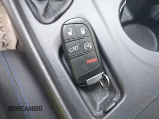 2022 Dodge Durango R/T z VIN 1C4SDJCT9NC231350, wystawiony jako IAAI lot #41515411 z przebiegiem 25 451 mil mil oraz . Historia ofert i sprzedaży dostępna na DreamBid. Obrazek 11.