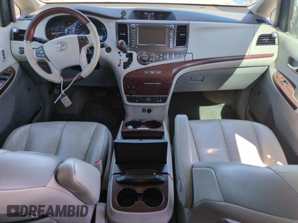 2013 Toyota Sienna XLE with VIN 5TDDK3DC4DS056852, listed as a Copart auction lot 64286005 with 171,561 mi miles and Clean title. Bid and sale history available at DreamBid. Image 8.