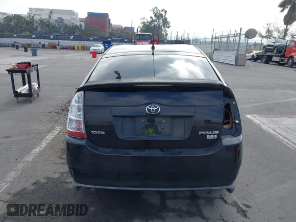 2007 Toyota Prius with VIN JTDKB20U977660315, listed as a IAAI auction lot 42097560 with 158,187 mi miles. Bid and sale history available at carsss.com. Image 17.