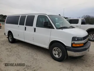 2020 Chevrolet Express Passenger LT z VIN 1GAZGPFG5L1169356, wystawiony jako Copart lot #44124655 z przebiegiem 33 599 mil mil oraz Szkoda całkowita • Salvage title. Historia ofert i sprzedaży dostępna na DreamBid. Obrazek 4.