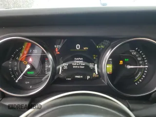2022 Jeep Wrangler Unlimited Sahara with VIN 1C4JJXP64NW218810, listed as a Copart auction lot 49864565 with 19,462 mi miles and Non repairable. Bid and sale history available at DreamBid. Image 9.
