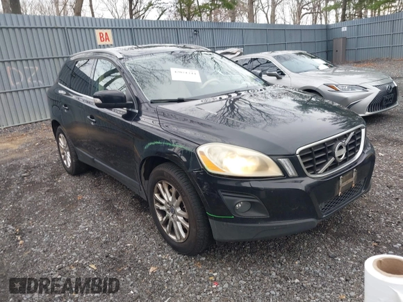 2010 Volvo XC60 3.0T with VIN YV4992DZ8A2084640, listed as a IAAI auction lot 42021744 with 175,618 mi miles. Bid and sale history available at carsss.com. Image 1.