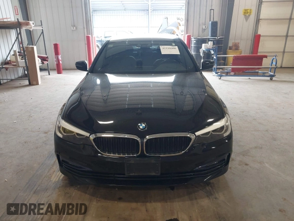 2018 BMW 5 Series 530i xDrive with VIN WBAJA7C57JWC76417, listed as a IAAI auction lot 42318400 with 64,367 mi miles and . Bid and sale history available at DreamBid. Image 12.