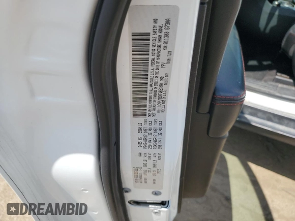 2015 Jeep Cherokee Trailhawk with VIN 1C4PJMBSXFW651000, listed as a Copart auction lot 64110515 with 135,571 mi miles and Clean title. Bid and sale history available at DreamBid. Image 12.