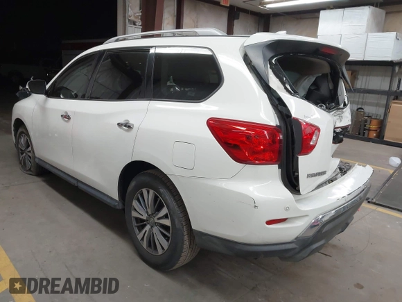 2019 Nissan Pathfinder SV with VIN 5N1DR2MN4KC597241, listed as a IAAI auction lot 41940164 with 137,016 mi miles and . Bid and sale history available at DreamBid. Image 3.