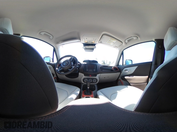 2015 Jeep Renegade Latitude with VIN ZACCJABT1FPB80079, listed as a IAAI auction lot 41768086 with 125,467 mi miles. Bid and sale history available at carsss.com. Image 18.