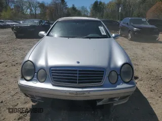2003 Mercedes-Benz CLK 320 with VIN WDBLK65G23T135725, listed as a Copart auction lot 54460475 with 188,136 mi miles and Clean Title. Bid and sale history available at carsss.com. Image 5.
