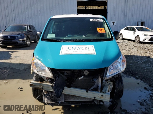 2019 Nissan NV200 SV with VIN 3N6CM0KN4KK690600, listed as a Copart auction lot 48526095 with 84,728 mi miles and Salvage title. Bid and sale history available at DreamBid. Image 5.