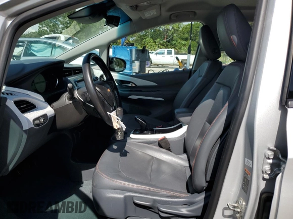 2019 Chevrolet Bolt EV Premier z VIN 1G1FZ6S00K4131241, wystawiony jako Copart lot #59191655 z przebiegiem 56 764 mil mil oraz Szkoda całkowita • Salvage title. Historia ofert i sprzedaży dostępna na DreamBid. Obrazek 7.