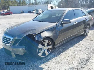 2011 Mercedes-Benz E-Class E 350 Luxury with VIN WDDHF8HB7BA390393, listed as a IAAI auction lot 41398879 with 155,161 mi miles. Bid and sale history available at carsss.com. Image 17.