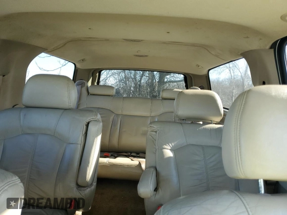 2002 Chevrolet Suburban LT with VIN 1GNFK16Z22J140703, listed as a Copart auction lot 41691065 with 234,596 mi miles and Salvage Title. Bid and sale history available at carsss.com. Image 10.