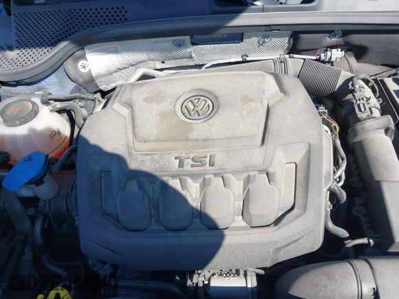 2018 Volkswagen Beetle S z VIN 3VWFD7ATXJM711734, wystawiony jako IAAI lot #41704497 z przebiegiem 66 702 mil mil oraz . Historia ofert i sprzedaży dostępna na DreamBid. Obrazek 10.