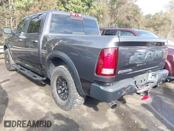 2017 Ram 1500 Rebel z VIN 1C6RR7YT0HS784756, wystawiony jako IAAI lot #41543549 z przebiegiem 146 727 mil mil oraz . Historia ofert i sprzedaży dostępna na DreamBid. Obrazek 3.