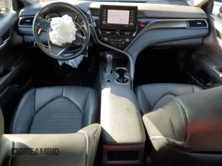 2023 Toyota Camry SE z VIN 4T1G11BK7PU091735, wystawiony jako Copart lot #44305035 z przebiegiem 66 498 mil mil oraz Szkoda całkowita • Salvage title. Historia ofert i sprzedaży dostępna na DreamBid. Obrazek 8.