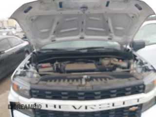 2020 Chevrolet Silverado 1500 Work Truck with VIN 3GCNWAEF8LG438482, listed as a IAAI auction lot 40275632 with 32,992 mi miles. Bid and sale history available at carsss.com. Image 10.