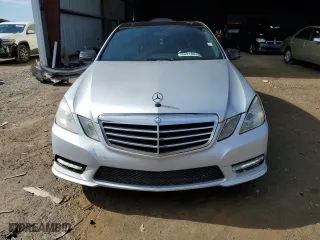 2012 Mercedes-Benz E-Class E 350 Luxury with VIN WDDHF5KB0CA565222, listed as a Copart auction lot 88910035 with 208,762 mi miles and Clean Title. Bid and sale history available at carsss.com. Image 5.