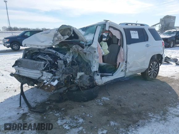 2016 GMC Terrain Denali z VIN 2GKFLRE36G6215185, wystawiony jako IAAI lot #41578029 z przebiegiem Nie podano mil oraz . Historia ofert i sprzedaży dostępna na DreamBid. Obrazek 18.