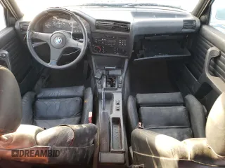 1989 BMW 3 Series z VIN WBABB2306K8875241, wystawiony jako Copart lot #75549524 z przebiegiem 161 039 mil mil oraz Czysty tytuł • Clean title. Historia ofert i sprzedaży dostępna na DreamBid. Obrazek 8.