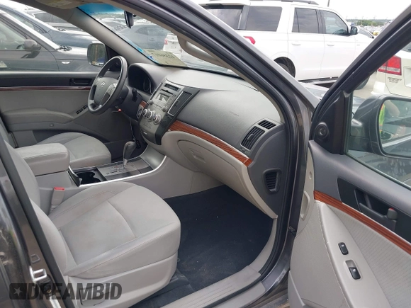 2010 Hyundai Veracruz Limited z VIN KM8NU4CC1AU133279, wystawiony jako IAAI lot #42356017 z przebiegiem 133 378 mil mil oraz . Historia ofert i sprzedaży dostępna na DreamBid. Obrazek 5.