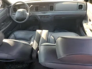 1999 Ford Crown Victoria Police with VIN 2FAFP71W7XX156457, listed as a Copart auction lot 71623954 with 123,313 mi miles and Salvage Title. Bid and sale history available at carsss.com. Image 8.
