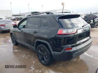 2020 Jeep Cherokee Latitude Plus with VIN 1C4PJLLB8LD611093, listed as a IAAI auction lot 41498284 with 27,613 mi miles. Bid and sale history available at carsss.com. Image 3.