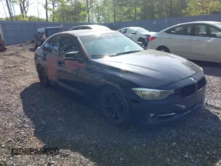 2012 BMW 3 Series 328i z VIN WBA3C1C50CF432832, wystawiony jako IAAI lot #42250268 z przebiegiem 170 832 mil mil oraz . Historia ofert i sprzedaży dostępna na DreamBid. Obrazek 1.