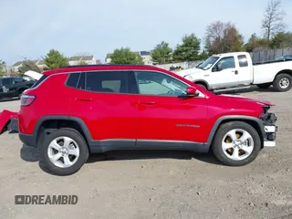 2021 Jeep Compass Latitude with VIN 3C4NJDBB4MT534538, listed as a IAAI auction lot 41817234 with 35,107 mi miles and . Bid and sale history available at DreamBid. Image 13.