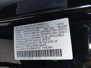 2024 Honda Pilot Touring with VIN 5FNYG1H72RB007519, listed as a IAAI auction lot 40973780 with 24,908 mi miles. Bid and sale history available at carsss.com. Image 9.