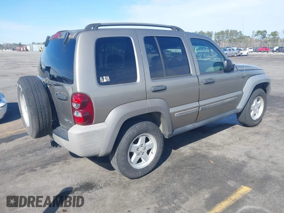 2007 Jeep Liberty Sport with VIN 1J4GL48K47W537636, listed as a IAAI auction lot 41740319 with 237,826 mi miles. Bid and sale history available at carsss.com. Image 4.
