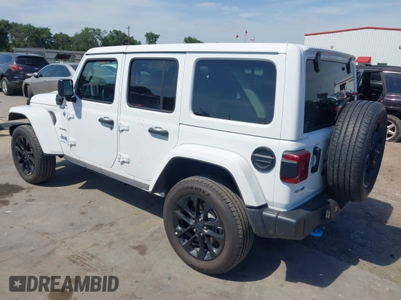 2024 Jeep Wrangler Sahara with VIN 1C4RJXP64RW225507, listed as a IAAI auction lot 42245973 with 45,984 mi miles and . Bid and sale history available at DreamBid. Image 3.