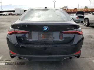 2024 BMW i4 eDrive35 z VIN WBY43AW04RFT15284, wystawiony jako Copart lot #47808395 z przebiegiem 7 225 mil mil oraz Szkoda całkowita • Salvage title. Historia ofert i sprzedaży dostępna na DreamBid. Obrazek 6.