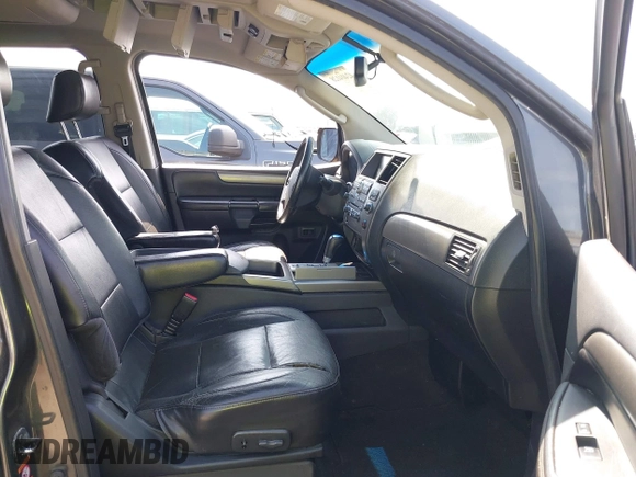 2008 Nissan Armada SE z VIN 5N1AA08D38N626919, wystawiony jako IAAI lot #42404128 z przebiegiem 201 357 mil mil oraz . Historia ofert i sprzedaży dostępna na DreamBid. Obrazek 5.
