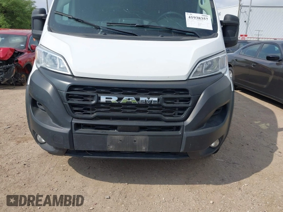 2024 Ram ProMaster Cargo Tradesman with VIN 3C6LRVDG1RE132283, listed as a IAAI auction lot 41938357 with 31,413 mi miles and . Bid and sale history available at DreamBid. Image 12.