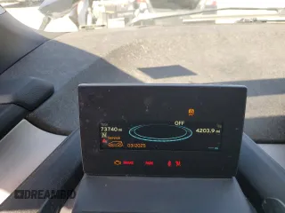 2016 BMW i3 z VIN WBY1Z4C56GV508123, wystawiony jako Copart lot #50242215 z przebiegiem 73 740 mil mil oraz Szkoda całkowita • Salvage title. Historia ofert i sprzedaży dostępna na DreamBid. Obrazek 9.
