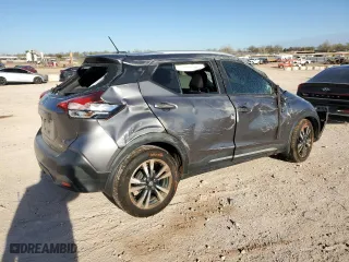 2018 Nissan Kicks SR with VIN 3N1CP5CU6JL509862, listed as a Copart auction lot 50445485 with 109,745 mi miles and Salvage Title. Bid and sale history available at carsss.com. Image 3.