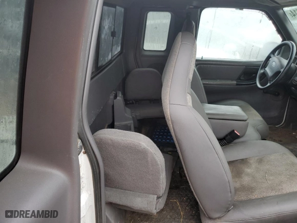 2001 Ford Ranger XL Fleet with VIN 1FTZR15U61TA12488, listed as a Copart auction lot 70847114 with 187,902 mi miles and Salvage Title. Bid and sale history available at carsss.com. Image 10.