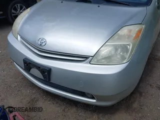 2005 Toyota Prius with VIN JTDKB20U353078084, listed as a IAAI auction lot 42157962 with 170,270 mi miles. Bid and sale history available at carsss.com. Image 6.