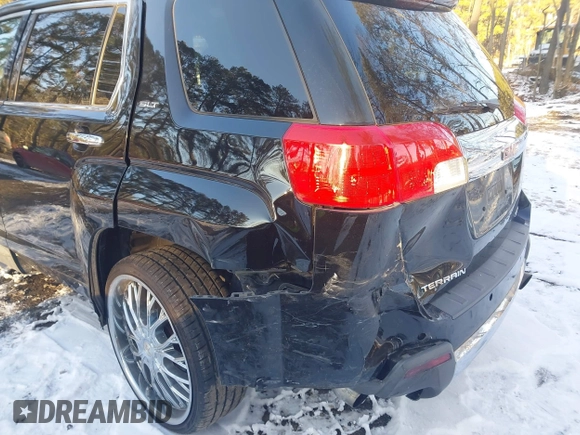 2012 GMC Terrain SLT-2 z VIN 2GKFLXE54C6209546, wystawiony jako IAAI lot #41393756 z przebiegiem 125 476 mil mil oraz . Historia ofert i sprzedaży dostępna na DreamBid. Obrazek 6.