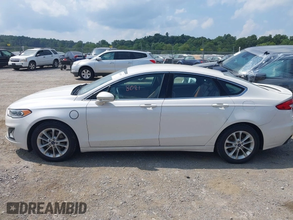 2019 Ford Fusion Titanium with VIN 3FA6P0SU8KR192833, listed as a IAAI auction lot 42818081 with 71,188 mi miles and . Bid and sale history available at DreamBid. Image 14.