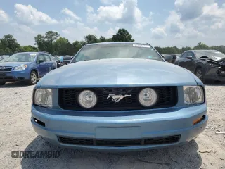 2007 Ford Mustang Deluxe with VIN 1ZVFT80N575339522, listed as a Copart auction lot 62088905 with 204,172 mi miles and Clean title. Bid and sale history available at DreamBid. Image 5.