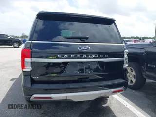 2022 Ford Expedition XLT with VIN 1FMJU1JT9NEA67323, listed as a IAAI auction lot 41716855 with 34,513 mi miles. Bid and sale history available at carsss.com. Image 16.