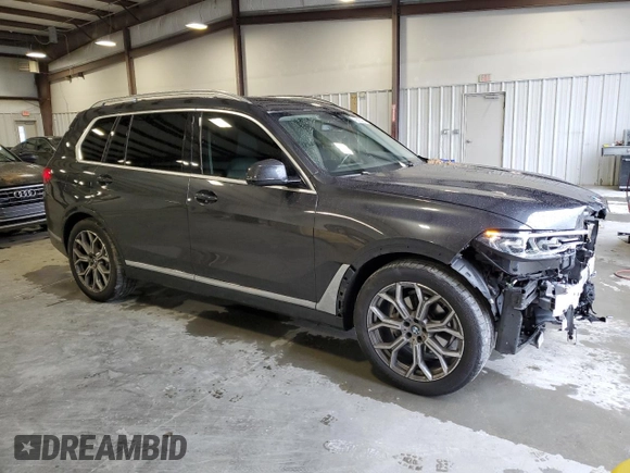 2021 BMW X7 xDrive40i with VIN 5UXCW2C0XM9H51936, listed as a Copart auction lot 45892475 with 49,554 mi miles and Salvage Title. Bid and sale history available at carsss.com. Image 4.